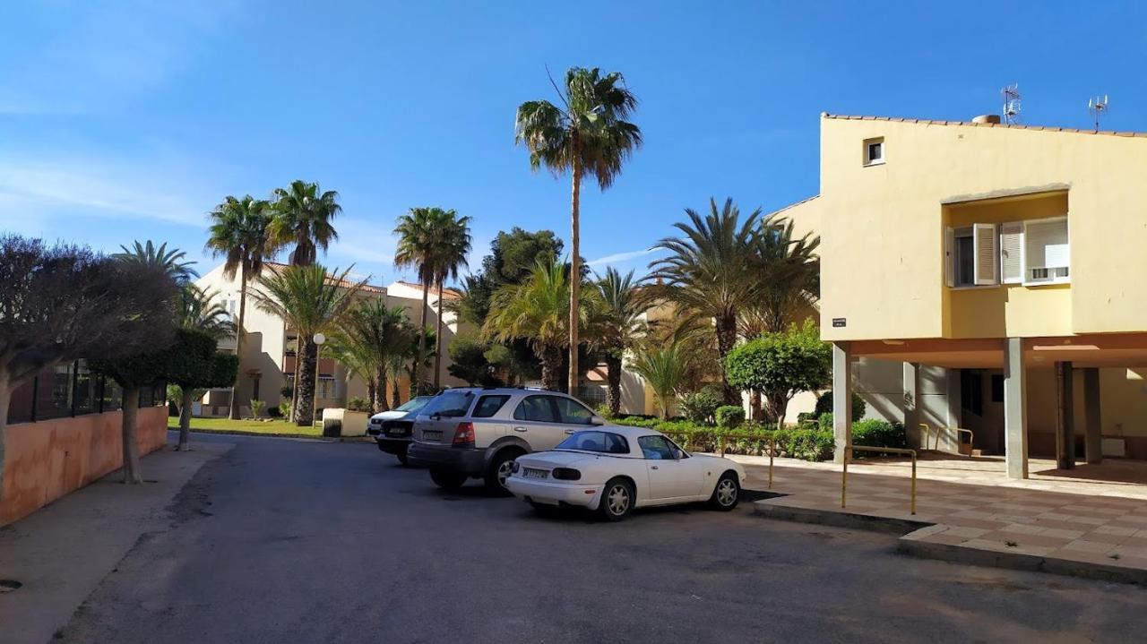 Atractivo Apartamento En La Playa Con Parking 로쿠타스드마르 외부 사진