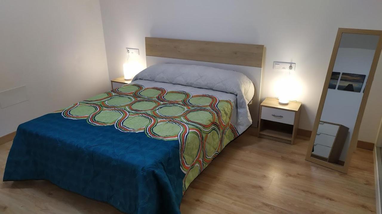 Atractivo Apartamento En La Playa Con Parking 로쿠타스드마르 외부 사진