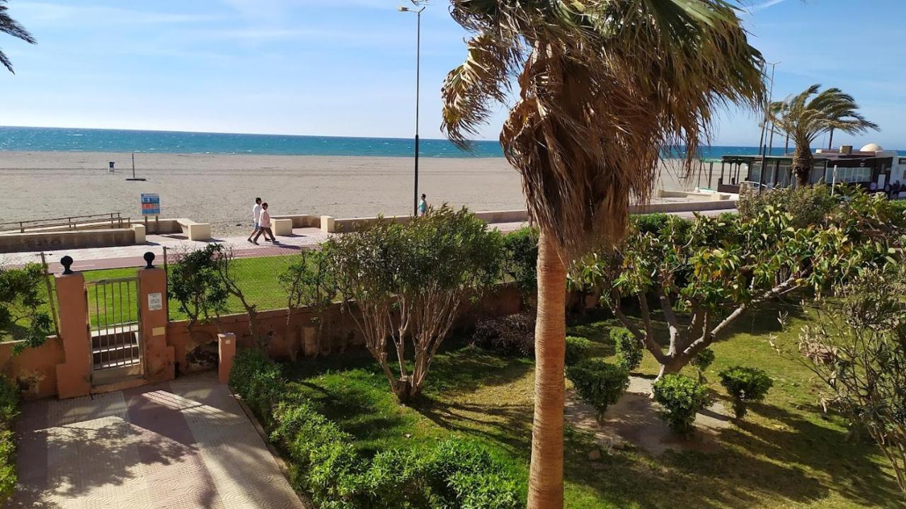 Atractivo Apartamento En La Playa Con Parking 로쿠타스드마르 외부 사진