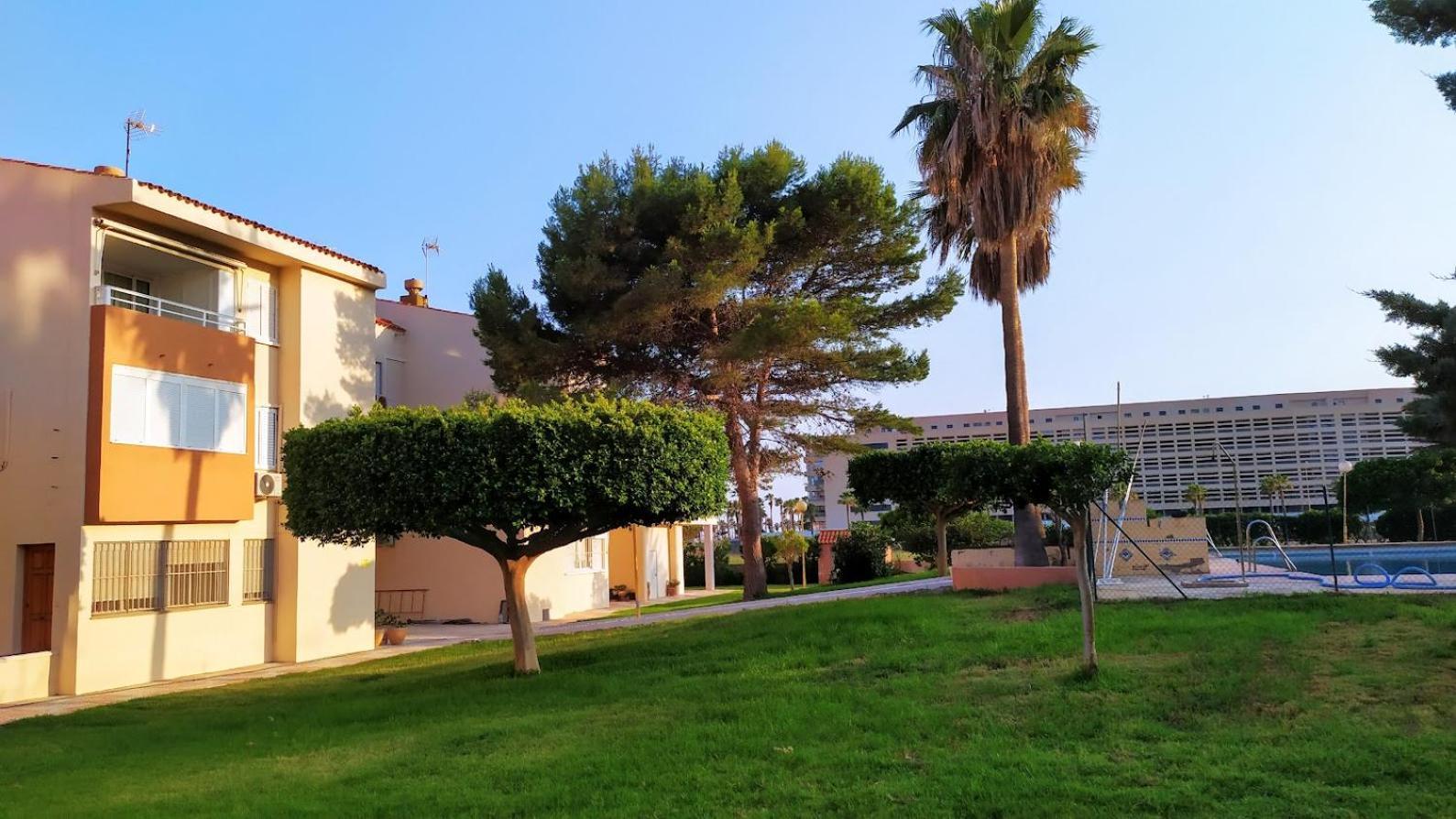 Atractivo Apartamento En La Playa Con Parking 로쿠타스드마르 외부 사진